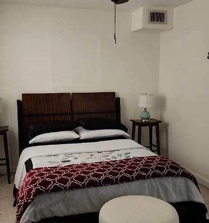 Leo Guest House Hollywood Ngoại thất bức ảnh